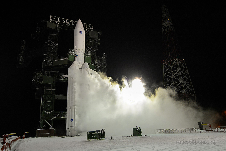 Photos and video: Angara 5's thunderous liftoff – Spaceflight Now