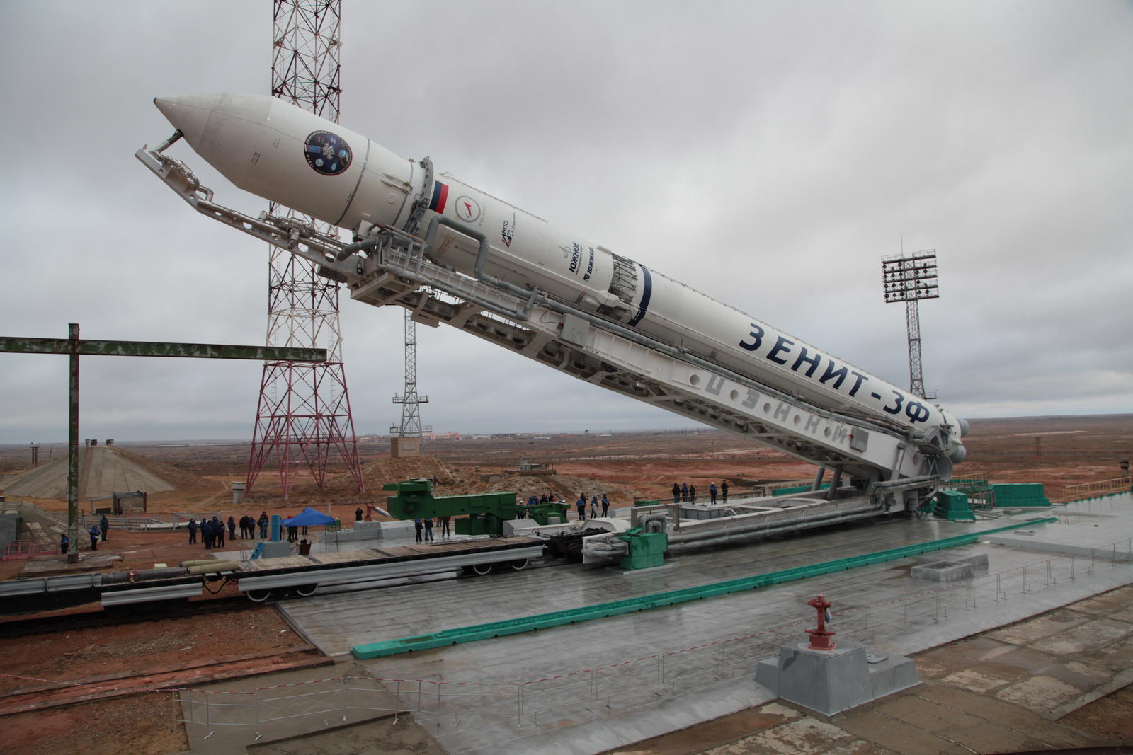 Zenit Rocket Raised On Launch Pad For Possible Final Flight