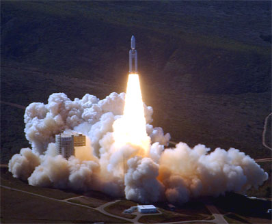 he final Titan rocket roars into the California sky carrying a classified spy satellite payload. Credit: Air Force photo by Staff Sergeant LeeAnn Sunn-Wagner.