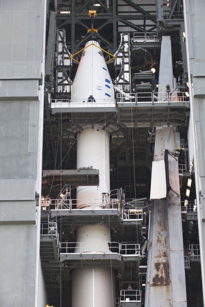 ULA GPS IIF-12 Lift & Mate