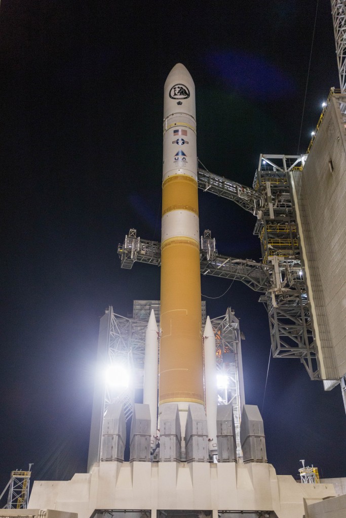 Rollback of Delta IV NROL-45. Vandenberg AFB. February 9, 2016