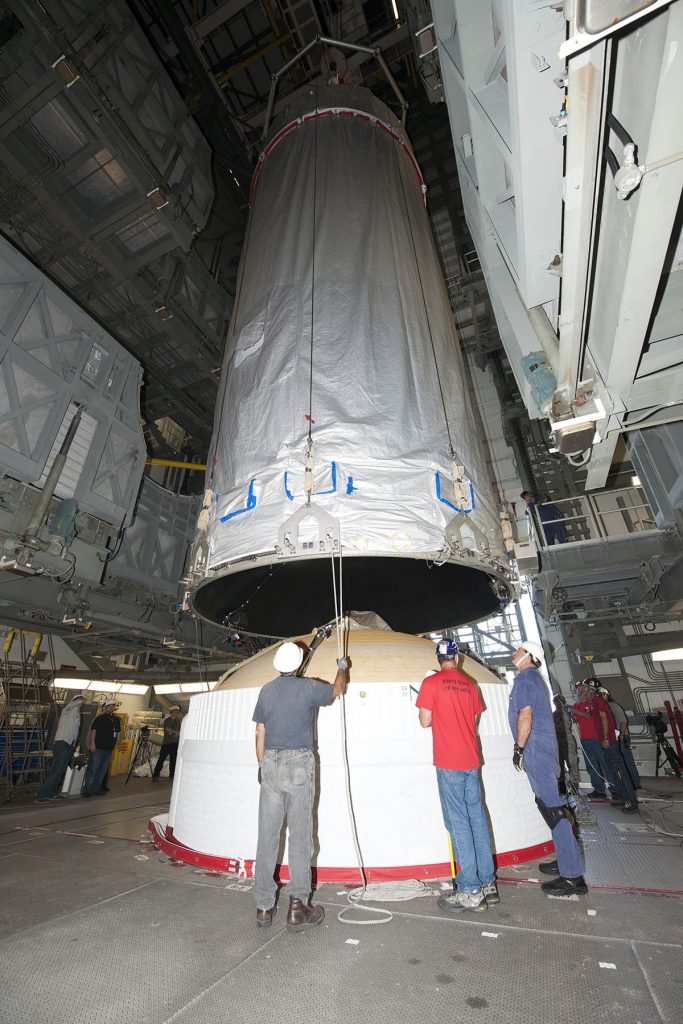 Delta IV Heavy NROL-37 Lift & Mate