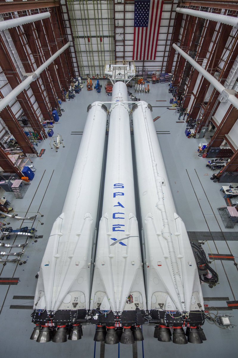 SpaceX releases first pictures of Falcon Heavy rocket Spaceflight Now