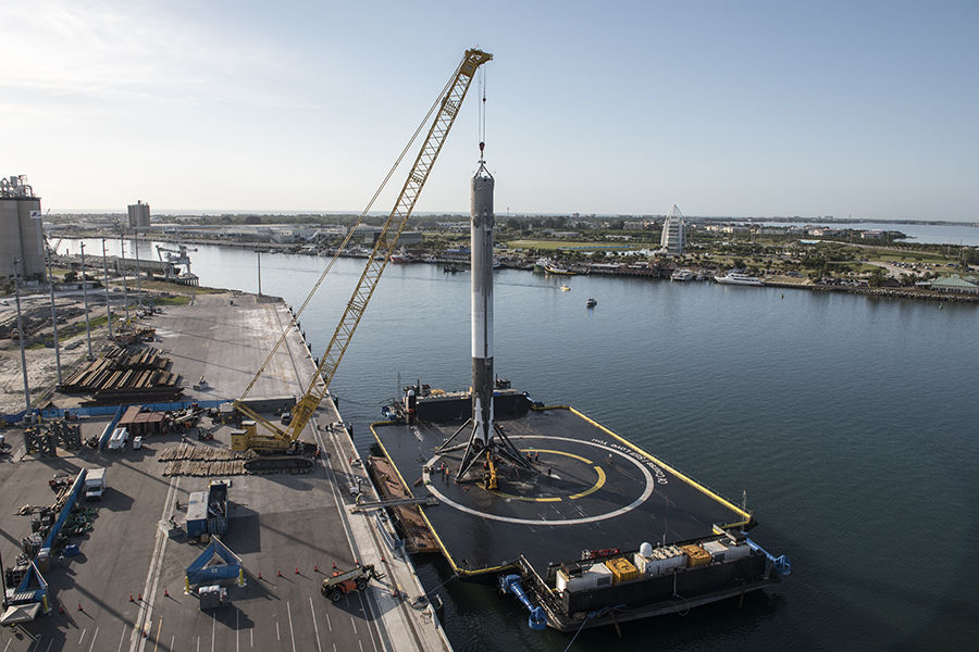 spacex barge landing information