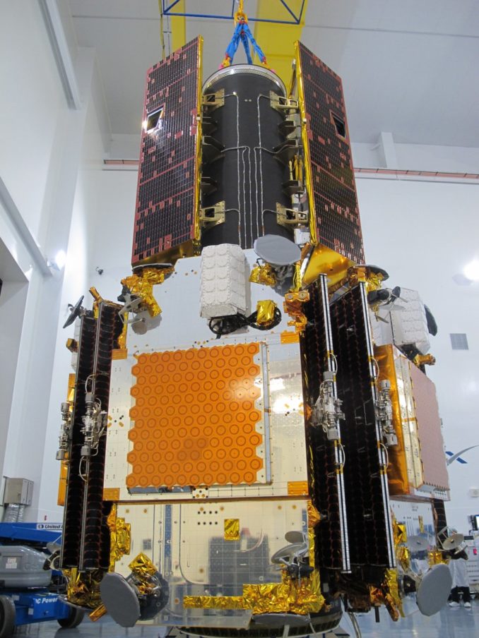 Replacements for GRACE gravity and climate satellites ready for launch –  Spaceflight Now