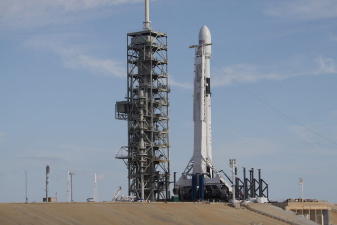 falcon 9 launch tower