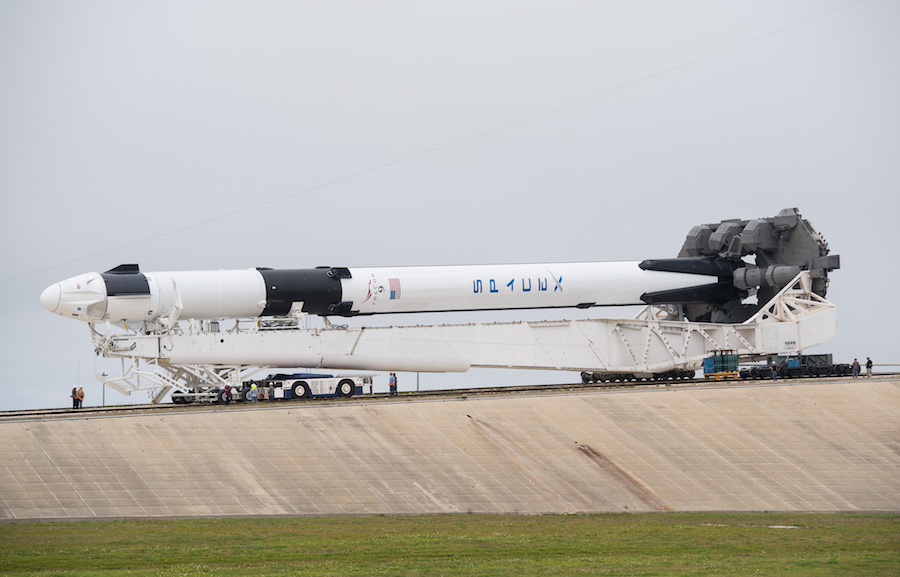 Falcon 9 ready to send Dragon into Orbit, attempt 1st Stage