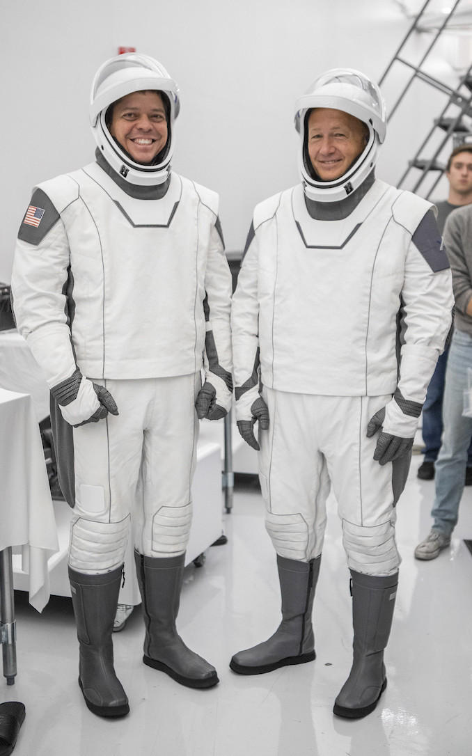 Tenue nasa 2024