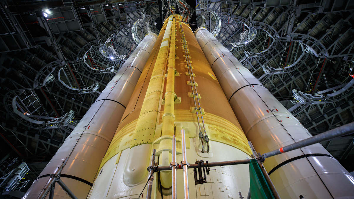 NASA completes swing arm test on SLS launch platform – Spaceflight Now