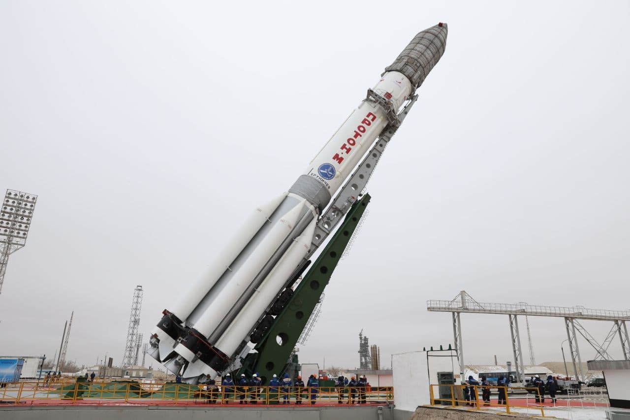 Proton rocket set to launch two Russian broadcasting satellites