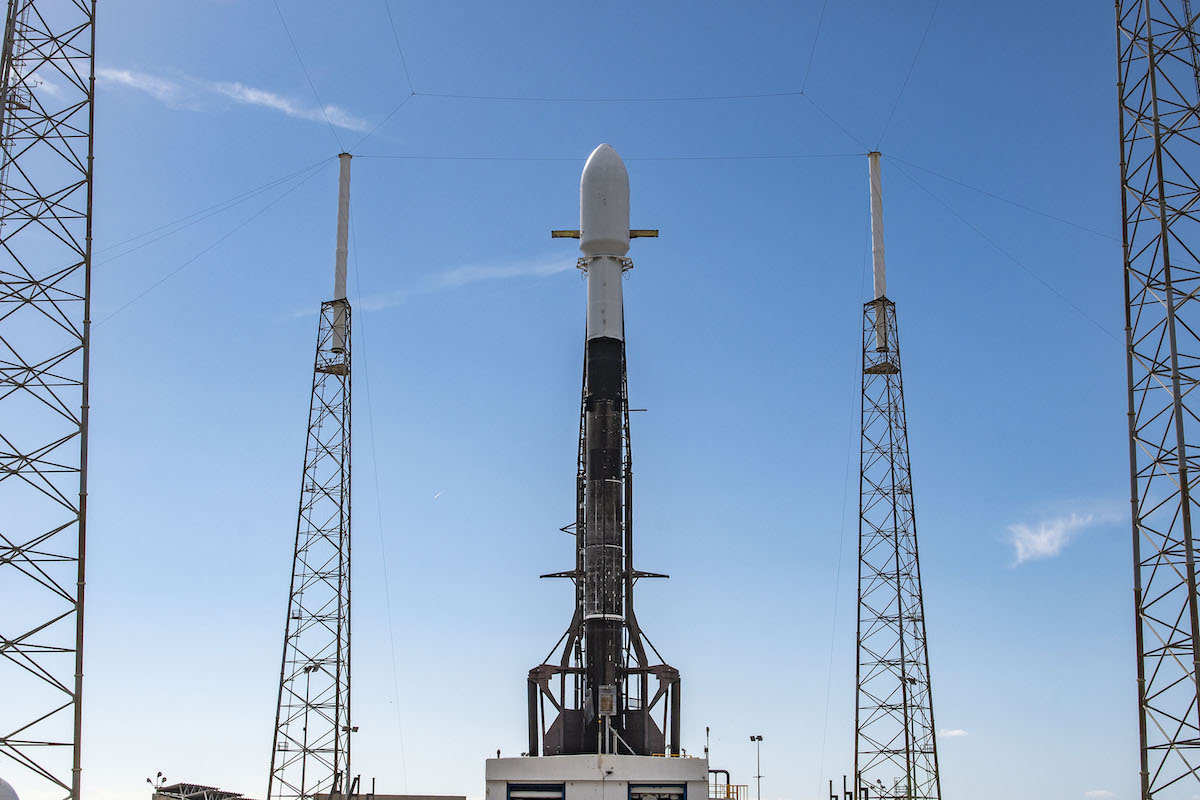 SpaceX preps for first of four ‘Transporter’ rideshare launches this year thumbnail