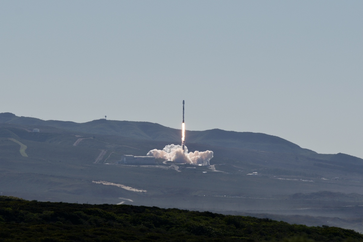 SpaceX launches classified NRO satellite from Vandenberg Space Force Base thumbnail