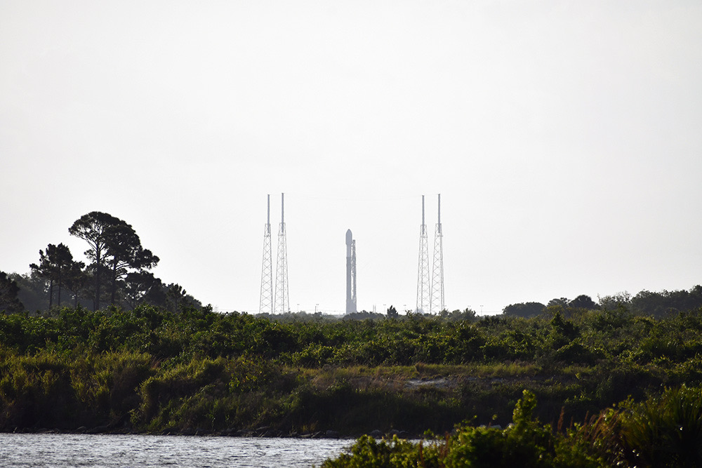 SpaceX sta facendo il conto alla rovescia per il suo lancio con altri 53 satelliti Starlink – Spaceflight Now