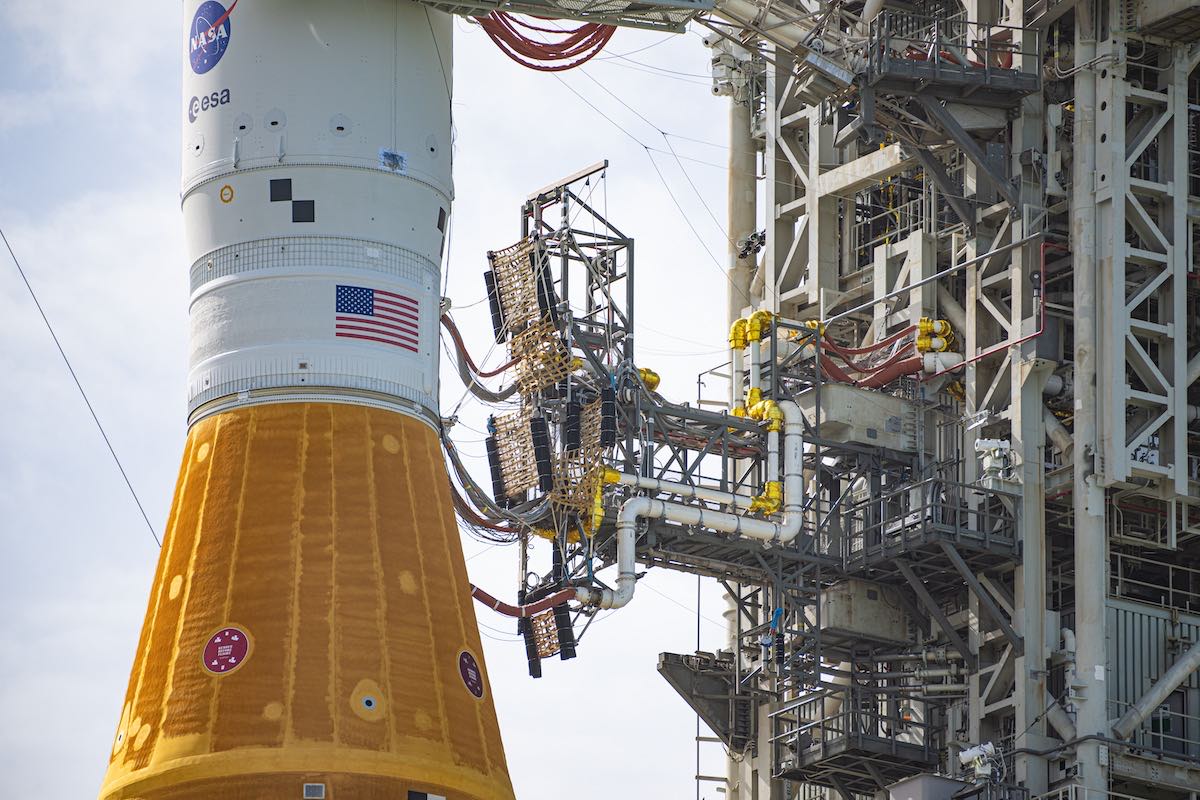 Photos Closeups of NASA’s moon rocket on the launch pad Spaceflight Now