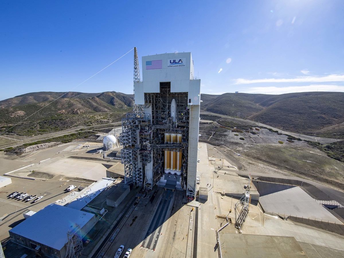 vandenberg air force base rocket launch