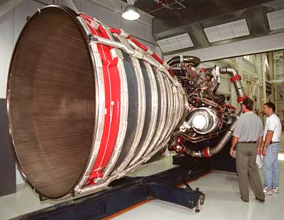 atlantis space shuttle main engines