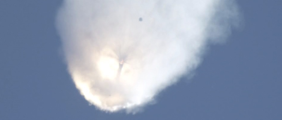 Live coverage: Falcon 9 disintegrates after launch