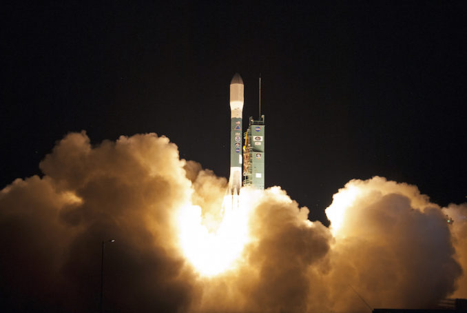 Live coverage: Delta 2 launches from California on third try