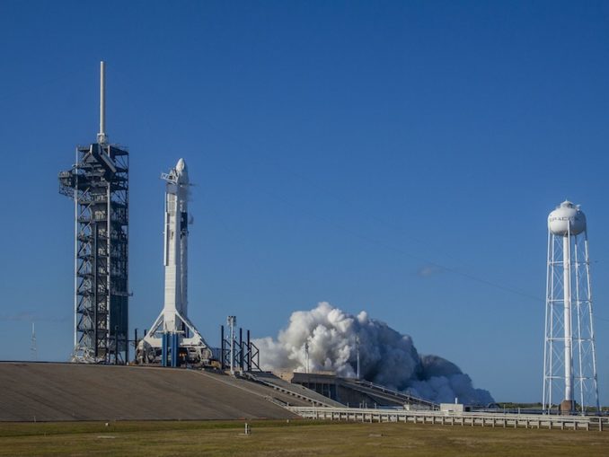 Live coverage: Stormy weather scrubs Falcon Heavy launch – Spaceflight Now