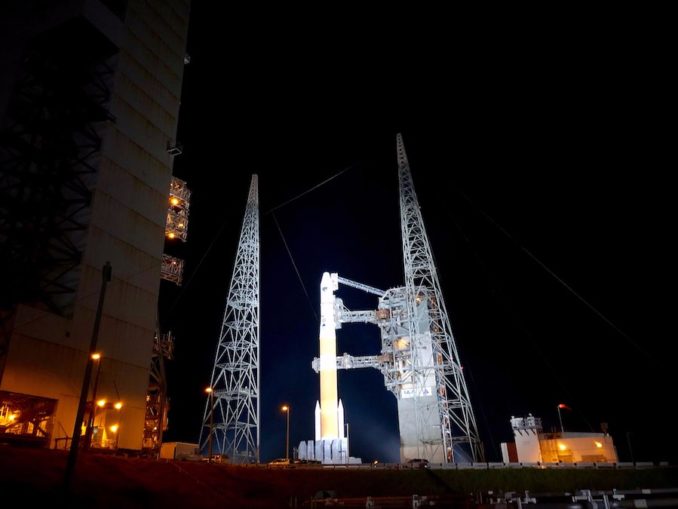 A United Launch Alliance Delta 4-Medium rocket, fitted with two solid rocket boosters, stands ready for launch Thursday at Cape Canaveral's Complex 37 launch pad. Credit: United Launch Alliance