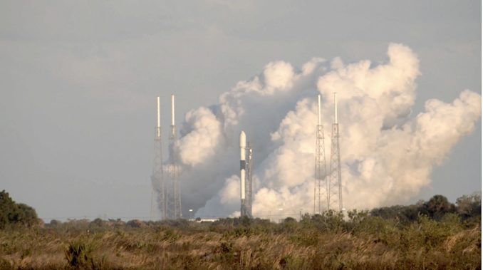 Watch a 4K video replay of the Falcon 9 static fire (members only)