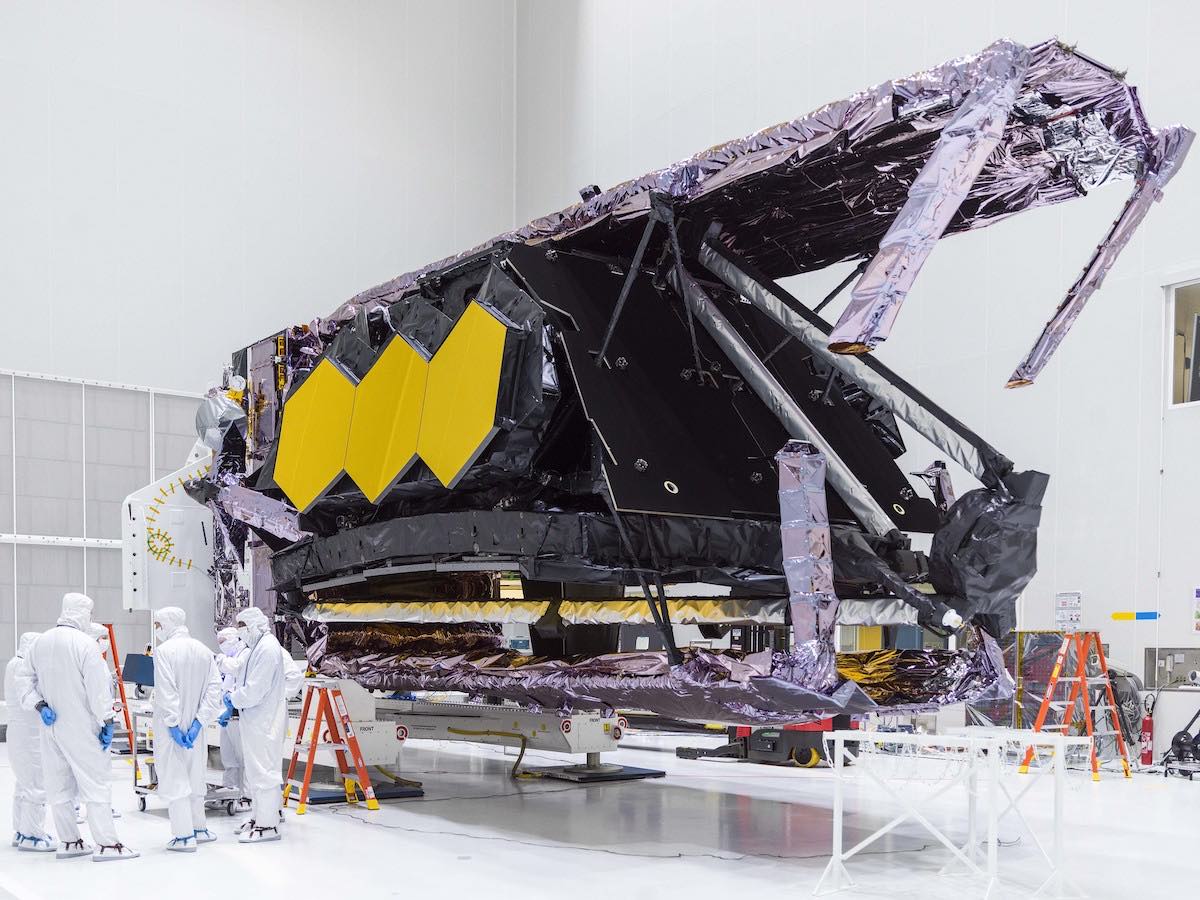 jwst_unbox1.jpg