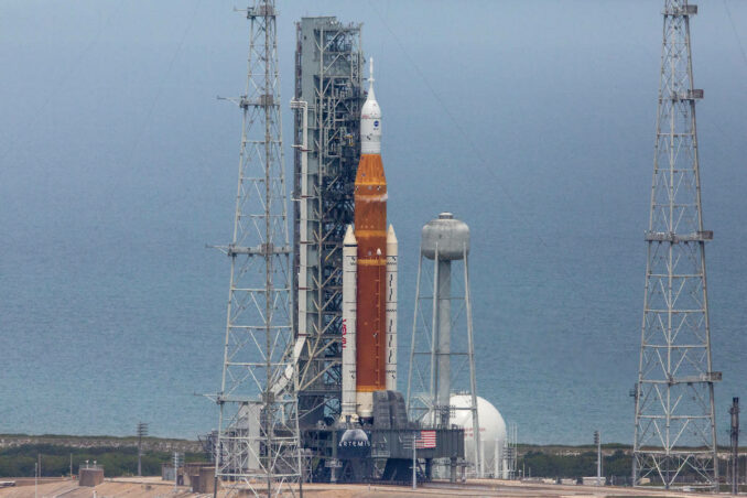 Hydrogen leak halts tanking test for Artemis moon rocket – Spaceflight Now