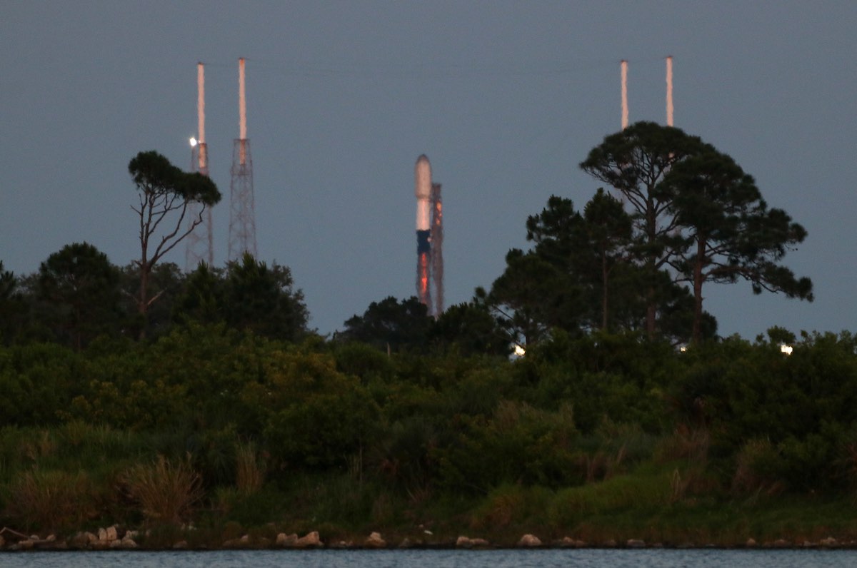 SpaceX rockets past 4,000 Starlink satellites in orbit with another Falcon 9 launch – Spaceflight Now