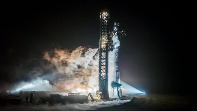 SpaceX performs a tanking test, called a wet dress rehearsal, on its fully integrated Starship rocket on March 4, 2024. At the same time, it was preparing to launch the Crew-8 mission for NASA from the Kennedy Space Center in Florida. Image: SpaceX