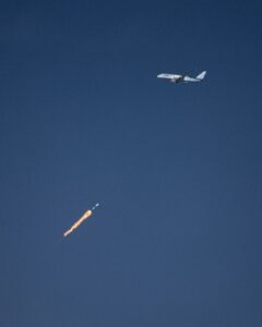 SpaceX launches Falcon 9 rocket on Starlink mission from Kennedy Space ...
