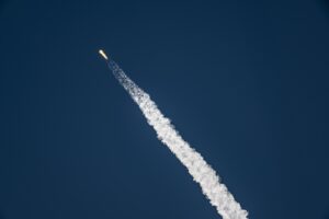 SpaceX launches 350th Falcon 9 rocket on a Starlink flight from Cape ...